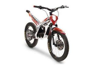 BETA MINITRIAL E20 - ZÁRUKA 2 ROKY