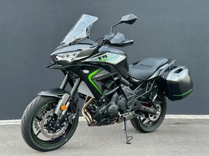 KAWASAKI VERSYS 650 TOURER + KOFFER + HANDPROTEKTOREN