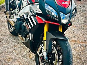 APRILIA TUONO V4 FACTORY
