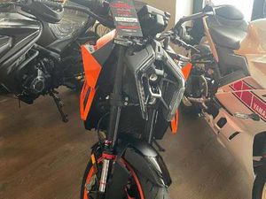 KTM 990 DUKE ORANGE 2024