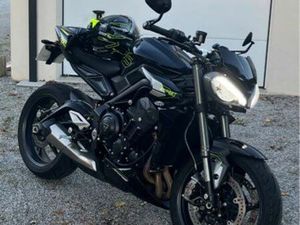 TRIUMPH STREET TRIPLE 765 RS