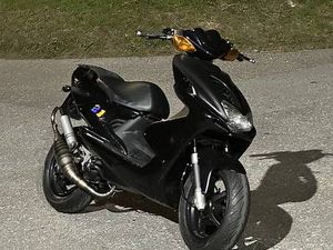 AEROX 90 CC CANTON TESSIN -