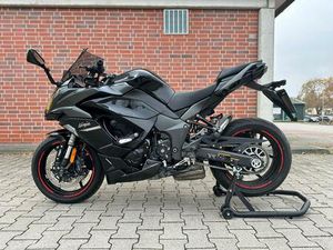 KAWASAKI NINJA 1000SX