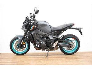 YAMAHA - MT 09