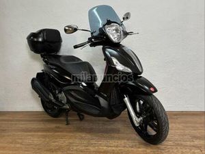 PIAGGIO - BEVERLY 300
