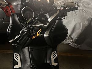 YAMAHA TMAX DX
