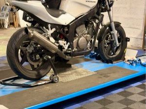 V/ECH HYOSUNG COMET 125 CT OK-6MOIS