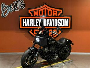 2023 INDIAN MOTORCYCLE® SPORT CHIEF BLACK SMOKE