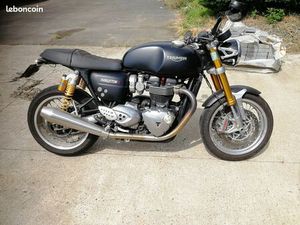 TRIUMPH THRUXTON 1200R
