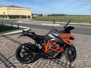 KTM SUPERDUKE GT 2023