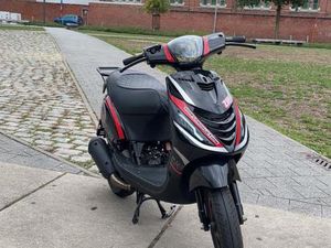 ② PIAGGIO ZIP 172 ( ZONDER PAPIEREN)