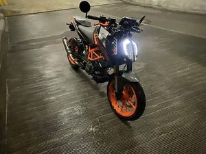 KTM DUKE 125 CANTON ZURICH -