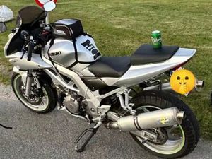 SUZUKI SV 1000S