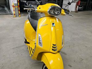 VESPA SPRINT 125 I-GET 2020/WIE NEU(1450KM) EXTRAS ÜBER 550€