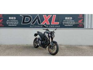 CB125R - Â¬ 56,73 MONATLICH