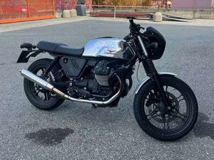 MOTO GUZZI V 7 STONE ARGENTO