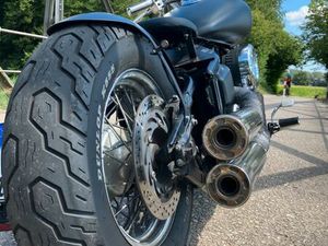YAMAHA XVS 1100 BOBBER DRAGSTAR FALCON