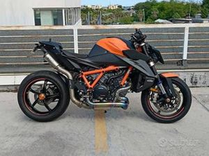 KTM 1390 SUPER DUKE R EVO ABS