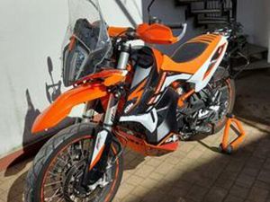 KTM 890 ADVENTURE R