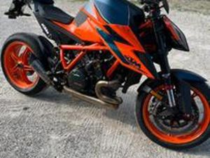 KTM SUPERDUKE 1290 2021