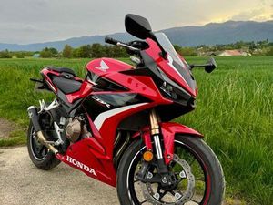 CBR 500 R - 1ERE MAIN - SILENCIEUX ARROW - A2