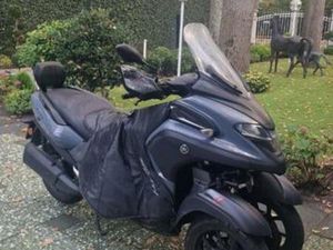 YAMAHA TRICITY 300 POWER GREY - 2023 - VOL OPTIES! — MOTOREN | YAMAHA — MARKTPLAATS
