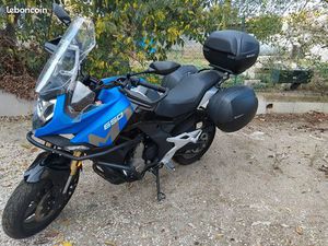 MOTOS 650MT CFORCE