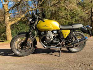 MOTO GUZZI V7 CAFE CLASSIC