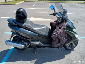 SCOOTER MAJESTY 125