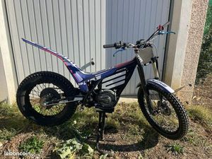 MOTO TRIAL ELECTRIC MOTION