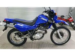YAMAHA - XT 600 E