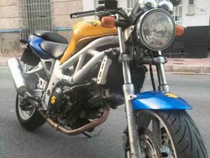 SUZUKI - SV 650