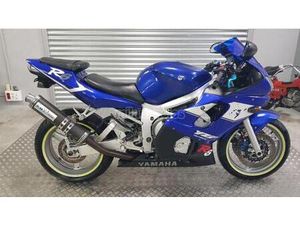 YAMAHA - YZF R6