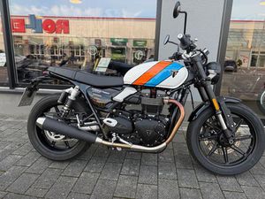TRIUMPH SPEED TWIN 900
