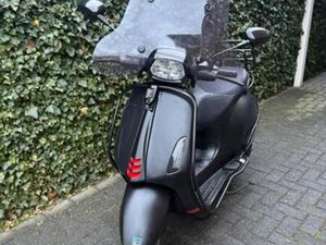 VESPA SPRINT 50 ‘KEURIG NETJES’ — SCOOTERS | VESPA — MARKTPLAATS