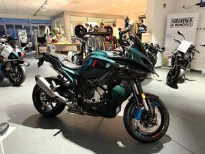 BMW M 1000 XR AURELIUS GREEN