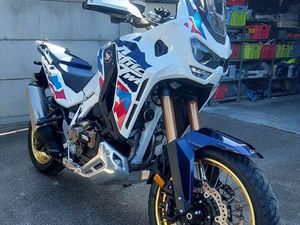 HONDA AFRICA TWIN ADVENTURE SPORT DCT