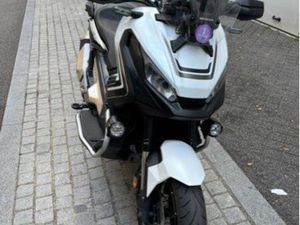 XADV 750 A2