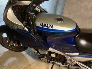 MOTO YAMAHA FJ