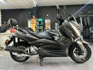 YAMAHA 125 X-MAX