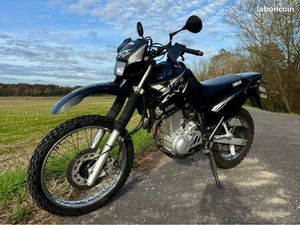 YAMAHA XTE 600 – 1997 – 19 500 KM – TRÈS BON ÉTAT