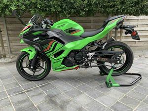 ② KAWASAKI NINJA 500 CC 7/2024 **4KM** !!! NIEUW !!!
