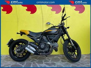 DUCATI SCRAMBLER 800 FULL THROTTLE