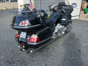 GOLD WING 1800