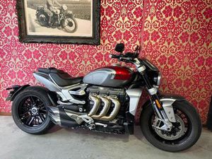 ② BIJNA NIEUWE TRIUMPH ROCKET 3 R 7582KM !!!