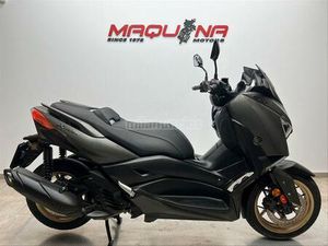 YAMAHA - XMAX 125