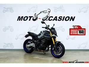 YAMAHA - MT 09
