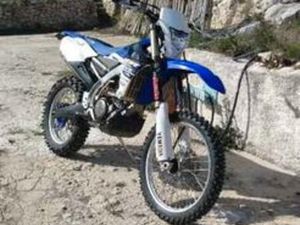 YAMAHA - WR250F