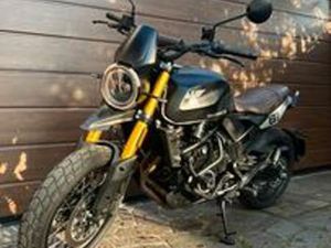 MOTO MORINI SEIEMMEZZO