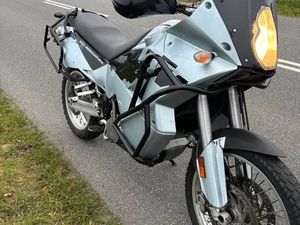 KTM 950 ADVENTURE